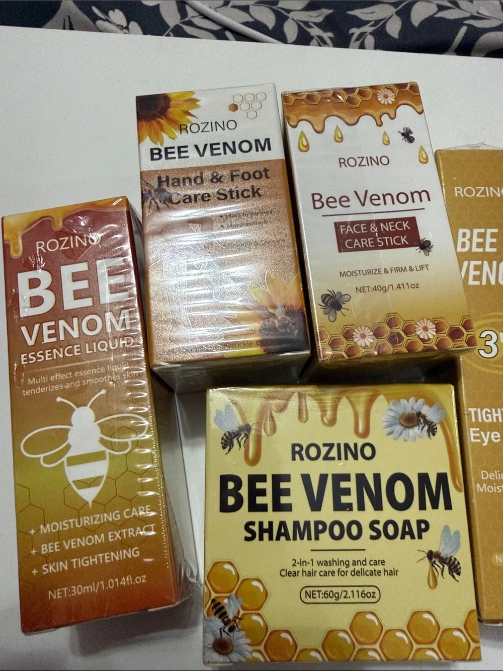 ROZINO Bee Venom Skincare Bundle 10-Piece Set Face Body Hair & Lip Care NWT